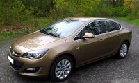 Astra Notchback1.jpg